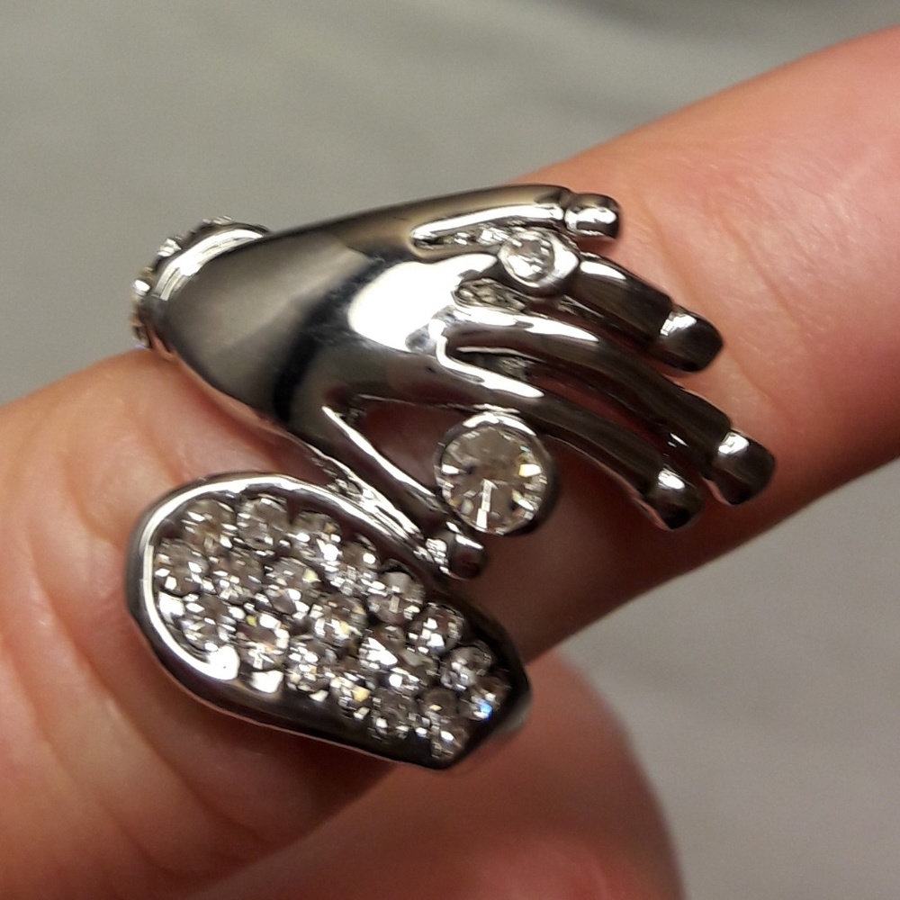 Austrian Crystal Ring. Size 5 & 7.5 - image 3